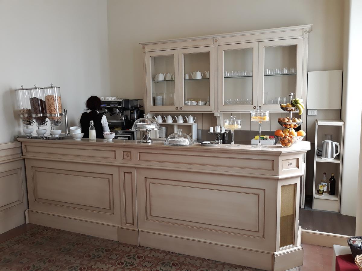 ホテル Umberto House カターニア エクステリア 写真